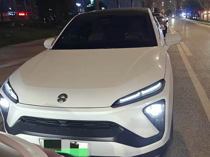 Photo 6 - Nio EC6