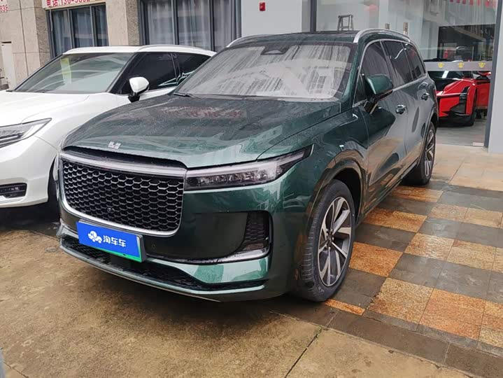 Фото 1 - LiXiang One