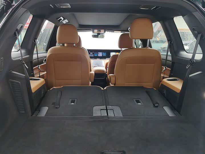 Фото 4 - LiXiang One