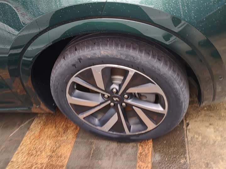 Фото 6 - LiXiang One