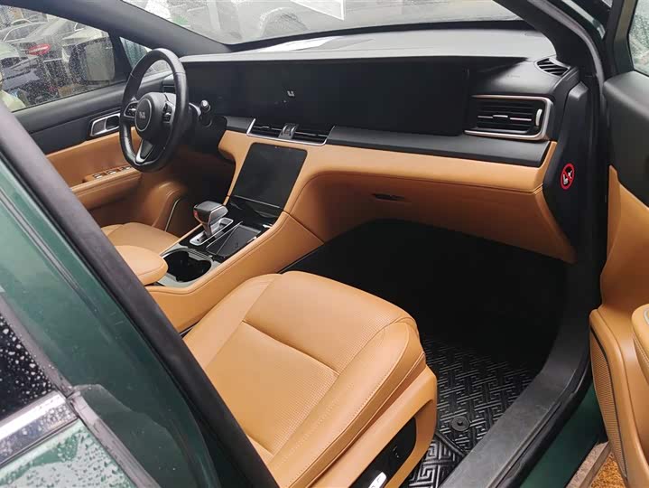 Фото 8 - LiXiang One