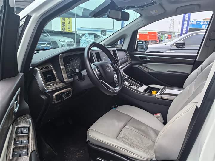 Фото 5 - GAC Trumpchi M8