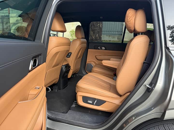 Фото 7 - LiXiang One