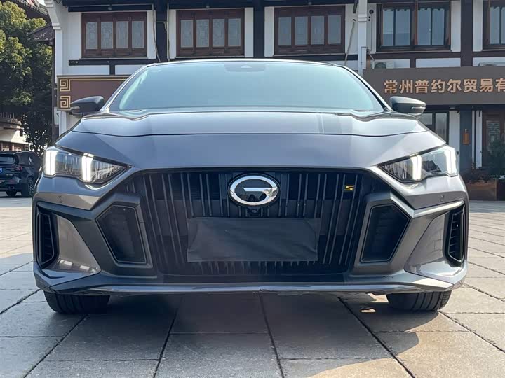 Фото 2 - GAC Trumpchi Empow R