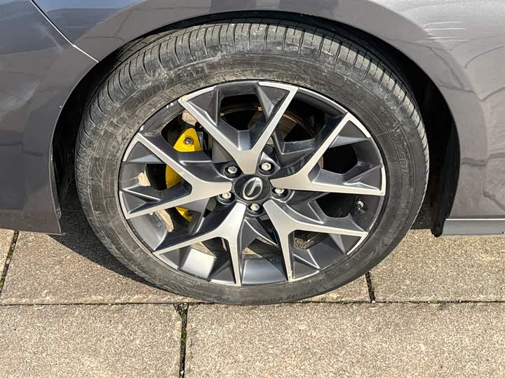 Фото 9 - GAC Trumpchi Empow R