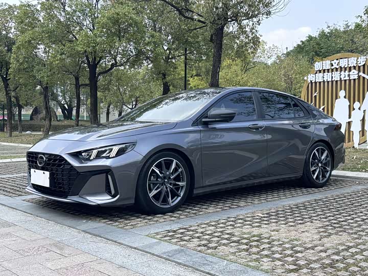 Фото 1 - GAC Trumpchi Empow R