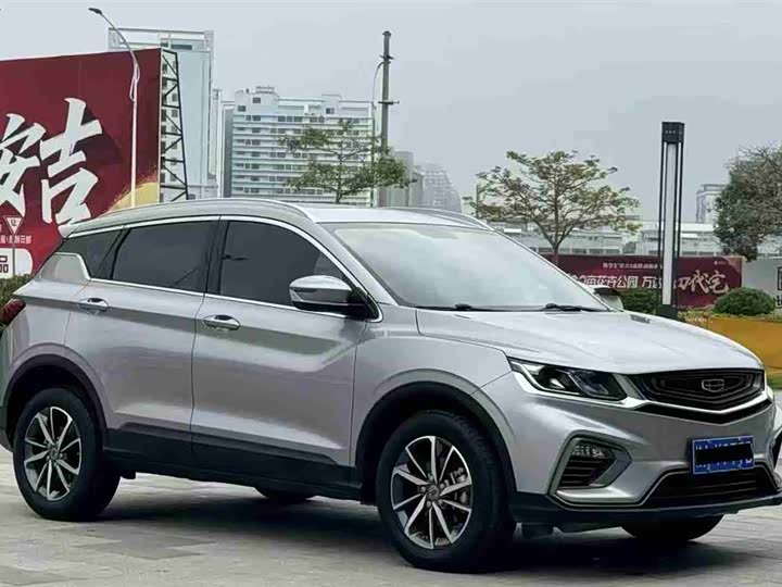 Фото 3 - Geely Coolray