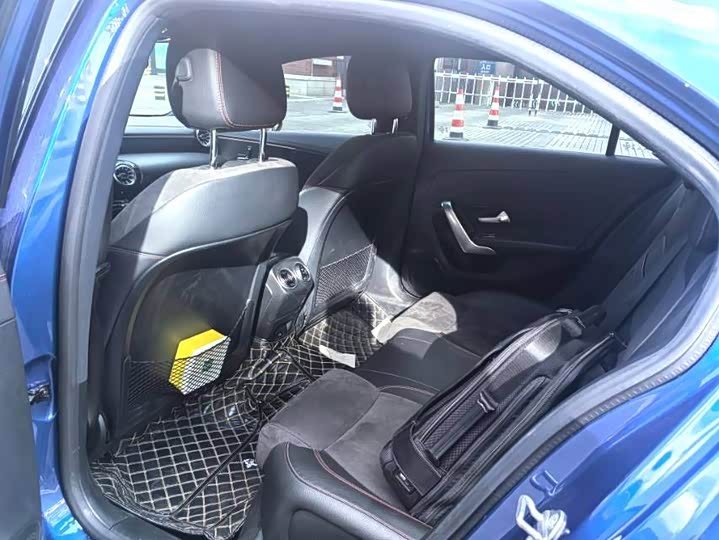 Фото 5 - Mercedes-Benz A-Class