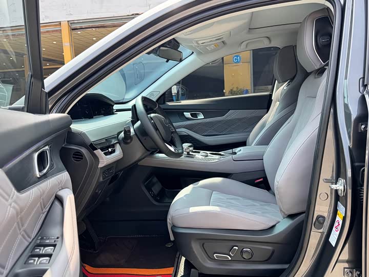 Фото 4 - Changan UNI-K