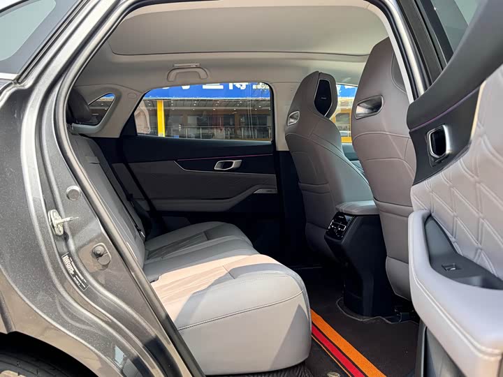 Фото 6 - Changan UNI-K