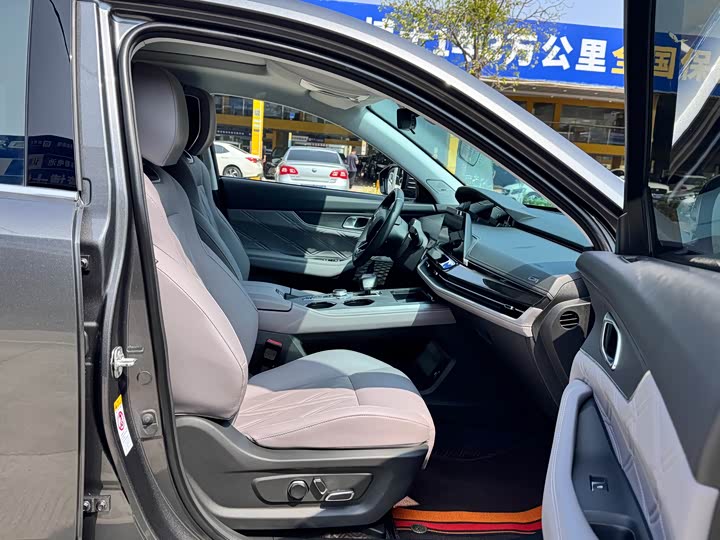 Фото 7 - Changan UNI-K