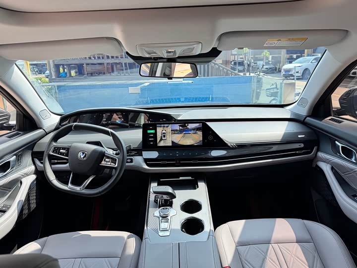 Фото 8 - Changan UNI-K