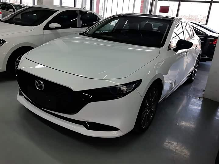 Photo 1 - Mazda 3 (Axela)