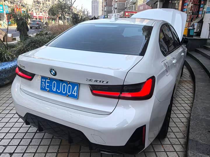 Фото 2 - BMW 3 Series