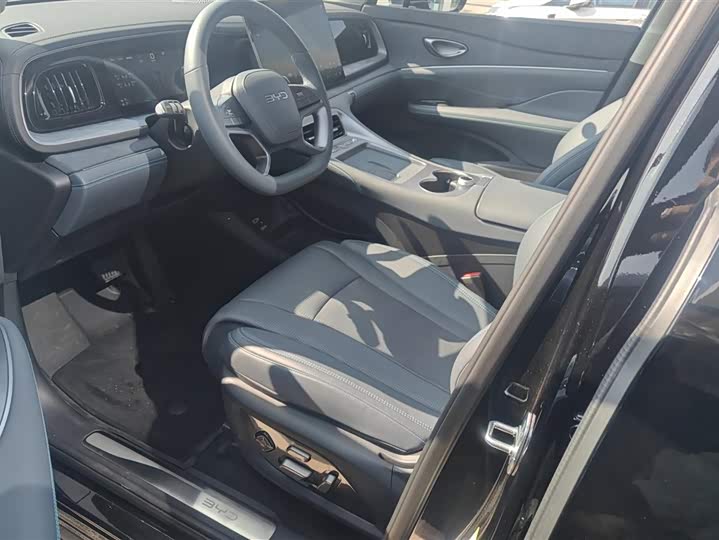 Фото 9 - BYD Sea Lion 07 DM-i Hybrid