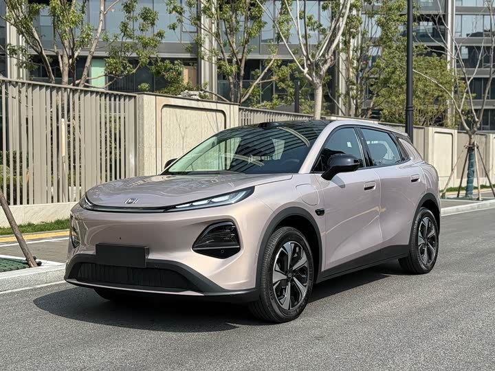 Фото 1 - Changan Qiyuan (Nevo) Q05