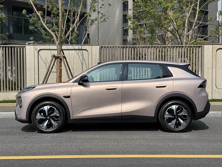 Фото 3 - Changan Qiyuan (Nevo) Q05