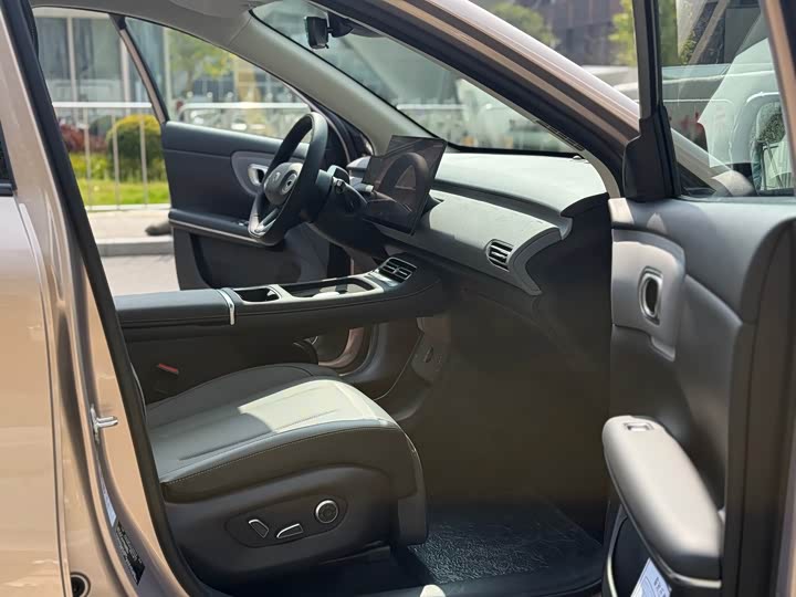 Фото 7 - Changan Qiyuan (Nevo) Q05