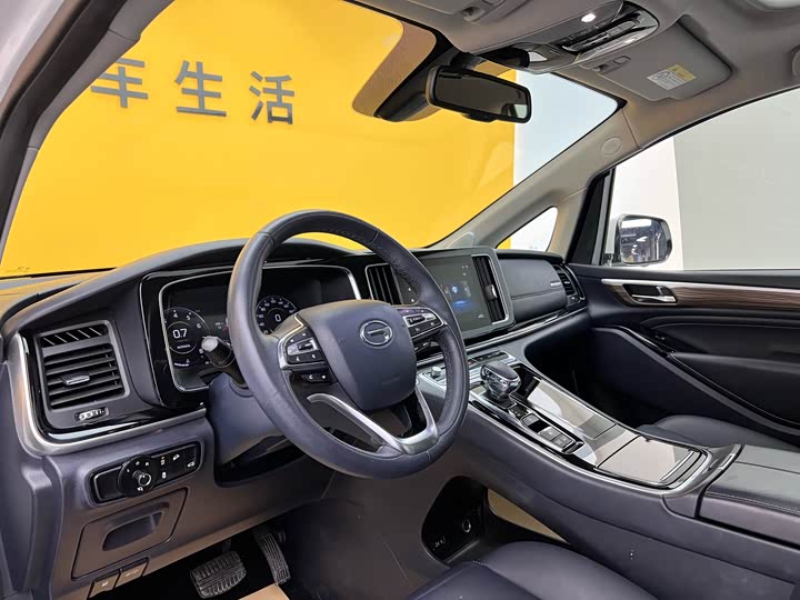 Фото 4 - GAC Trumpchi M8