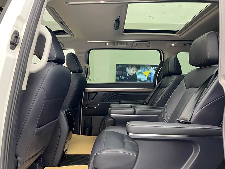 Фото 9 - GAC Trumpchi M8