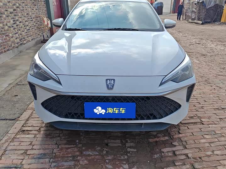 Фото 2 - Roewe i5