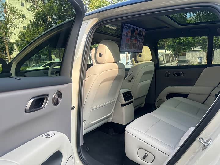 Фото 5 - LiXiang i6