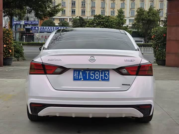 Фото 3 - Nissan Teana