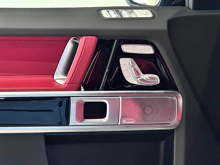 Photo 9 - Mercedes-Benz G-Class AMG