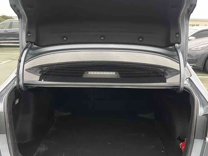 Фото 8 - Toyota Corolla