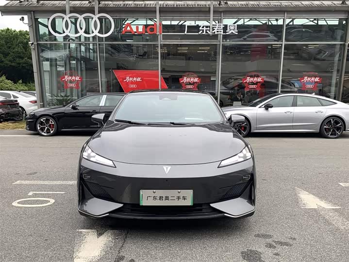 Фото 2 - Changan Deepal SL03