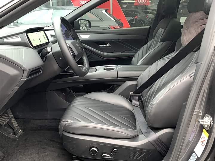 Фото 8 - Changan Deepal SL03