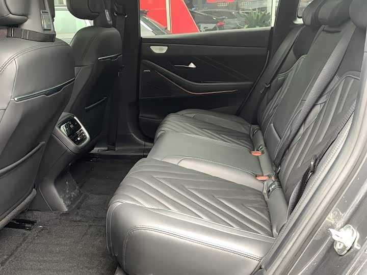 Фото 9 - Changan Deepal SL03