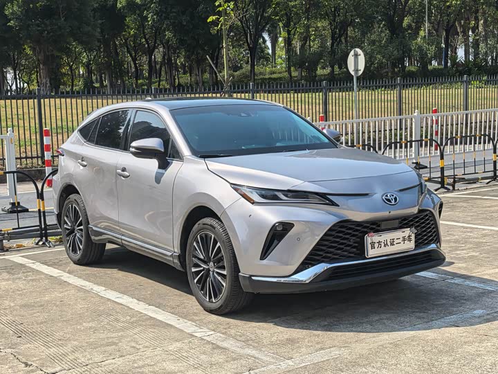 Photo 3 - Toyota Venza