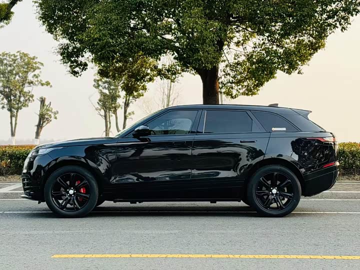 Фото 2 - Land Rover Range Rover Velar