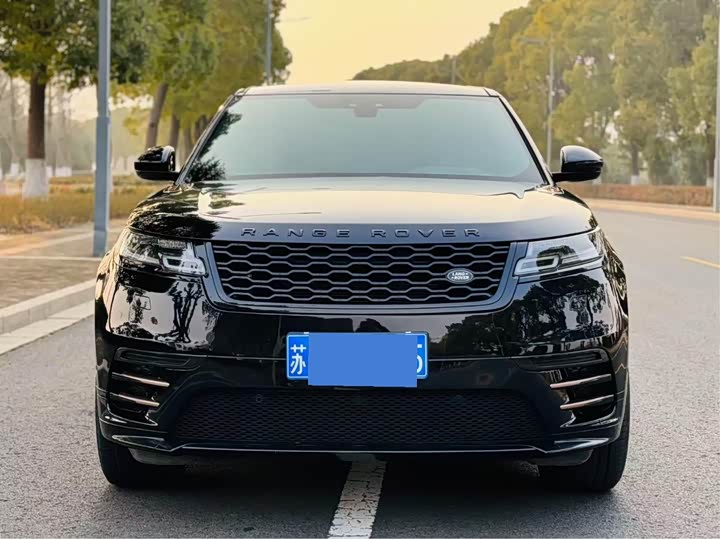 Фото 3 - Land Rover Range Rover Velar