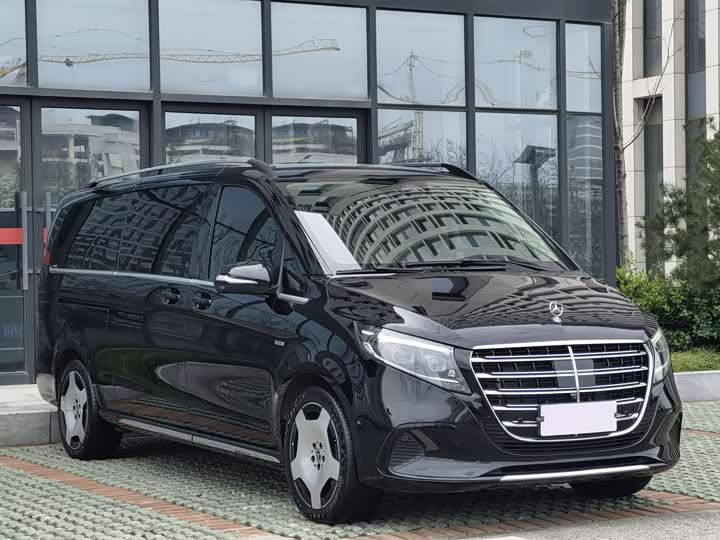 Фото 2 - Mercedes-Benz V-Class