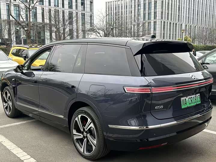 Фото 6 - Nio ES8