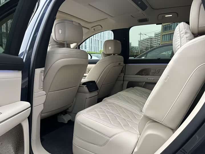 Фото 9 - Nio ES8