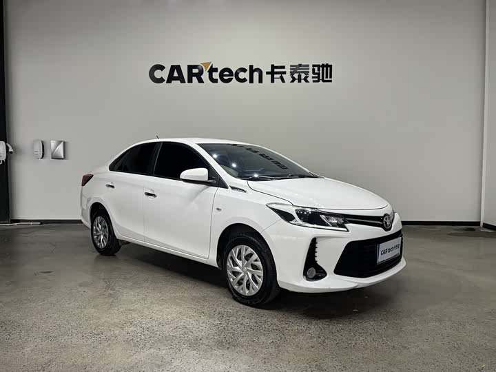 Фото 3 - Toyota Vios