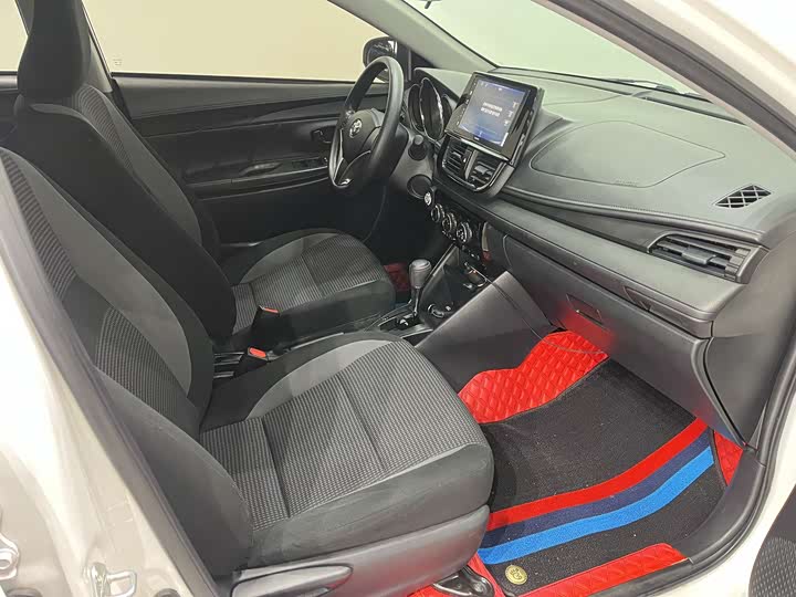 Фото 9 - Toyota Vios