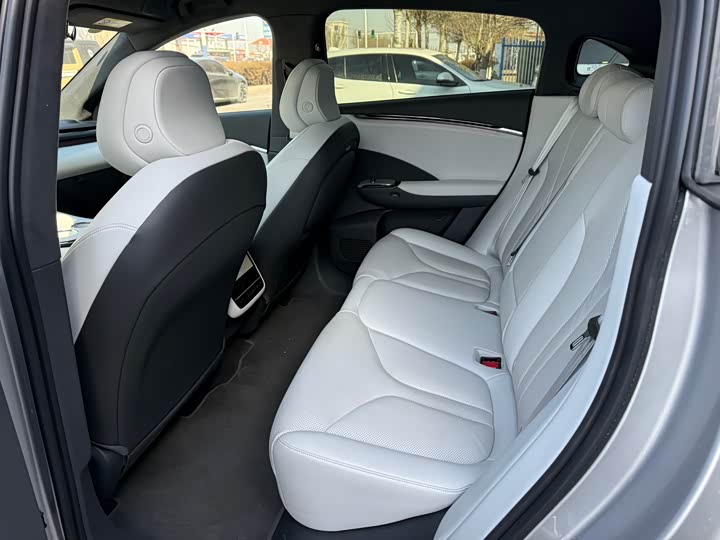 Фото 3 - XPeng G7