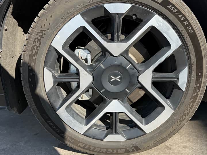 Фото 6 - XPeng G7