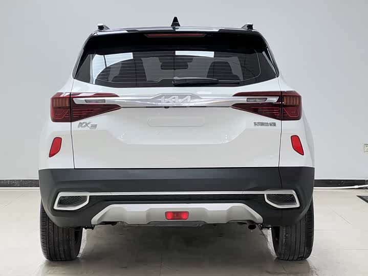 Фото 5 - Kia KX3