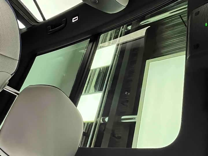 Фото 9 - Volkswagen Tayron