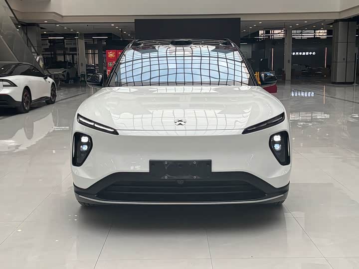 Фото 2 - Nio ES6