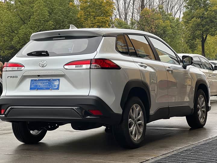 Фото 7 - Toyota Frontlander