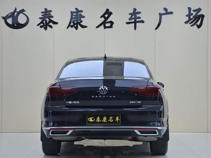 Фото 3 - Volkswagen Magotan