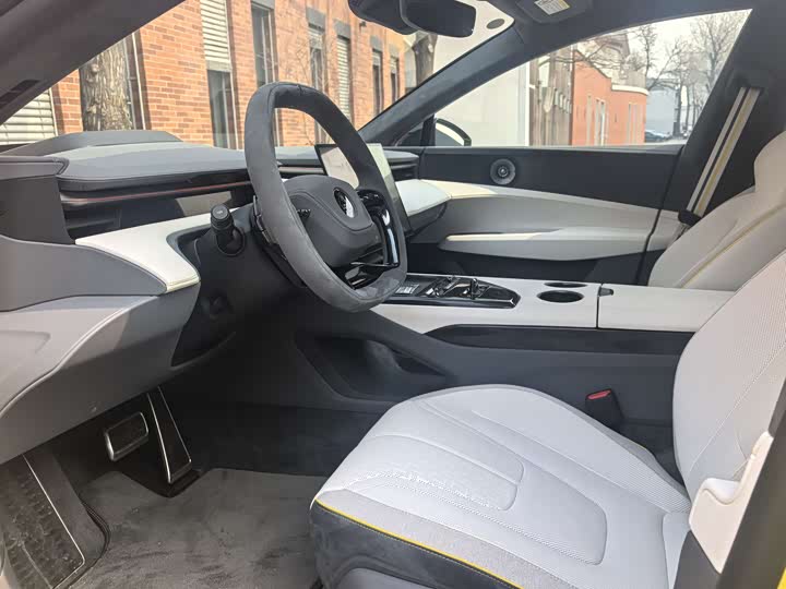 Фото 8 - Lotus Emeya