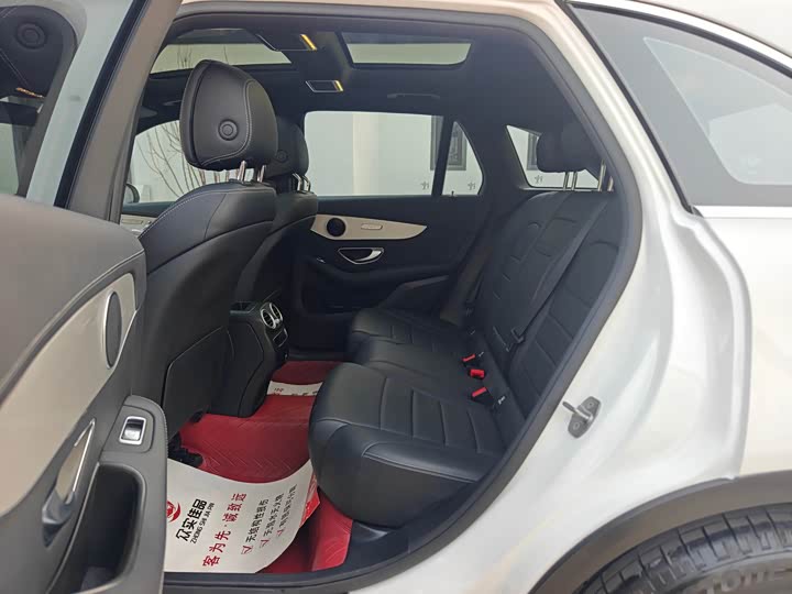 Фото 9 - Mercedes-Benz GLC-Class