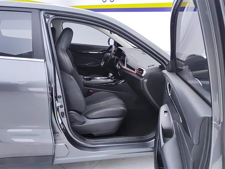 Фото 8 - Changan Oshan X5